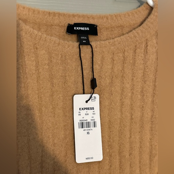 NWT Fitted Ribbed Plush Knit Crew Neck Sweater - Picture 5 of 6